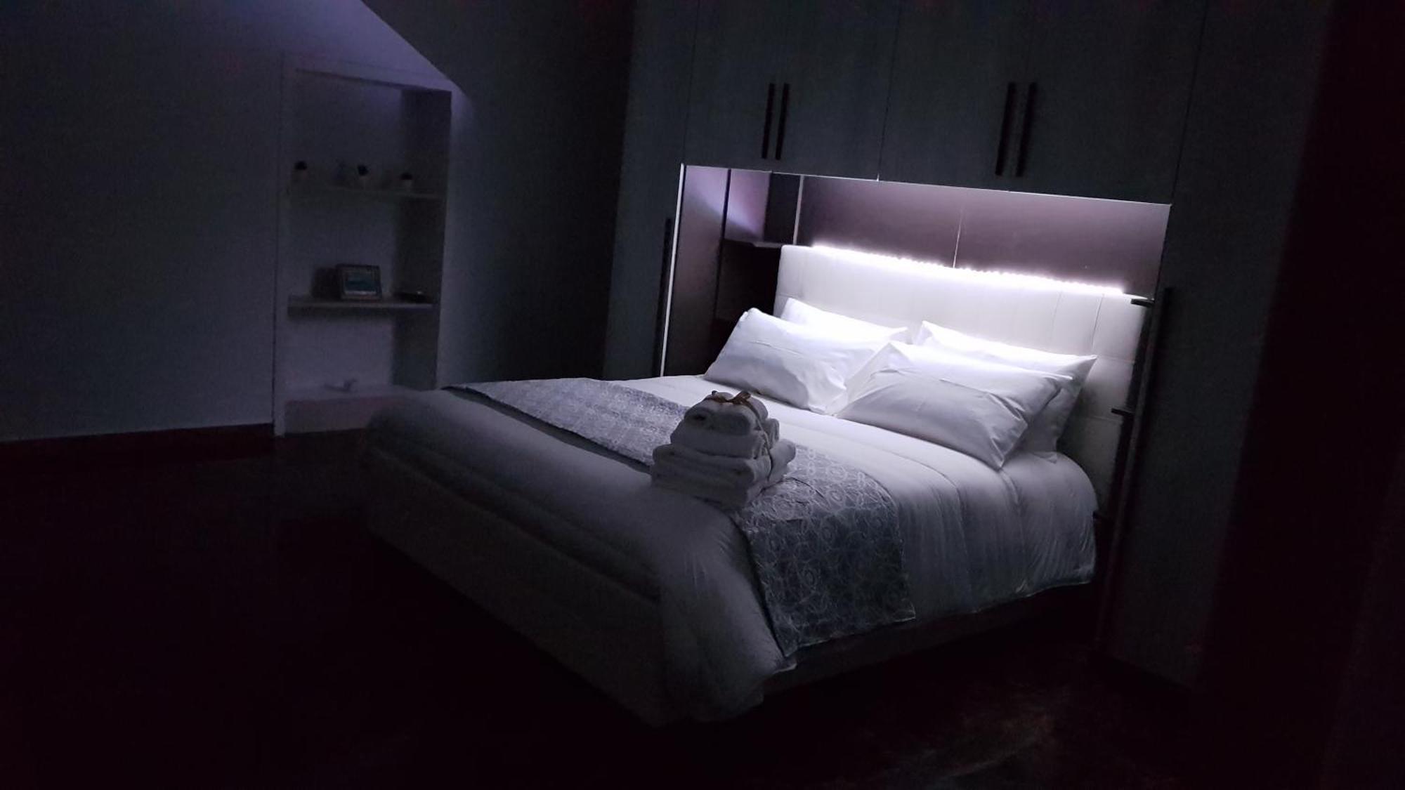 B&B Montebello Trani Bagian luar foto