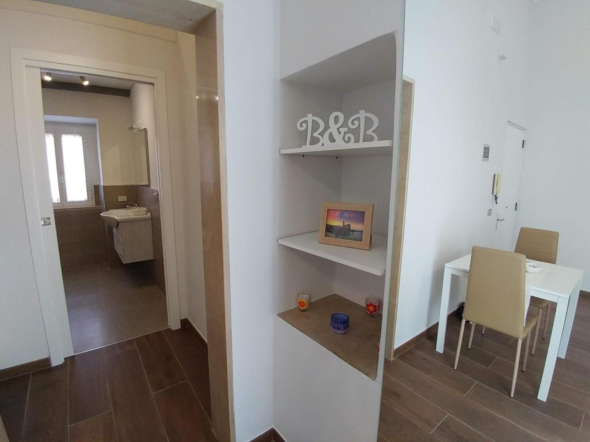 B&B Montebello Trani Bagian luar foto