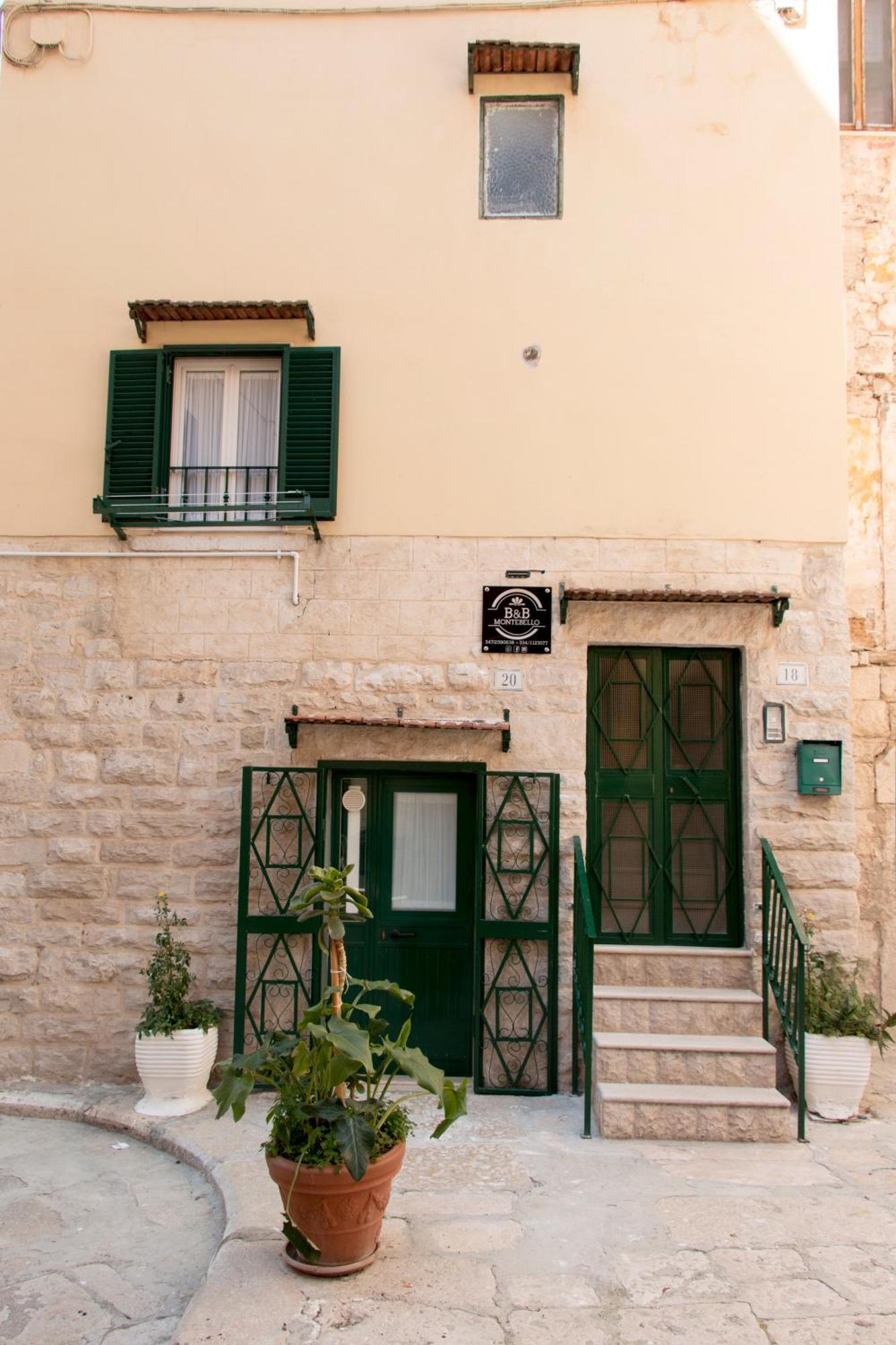 B&B Montebello Trani Bagian luar foto