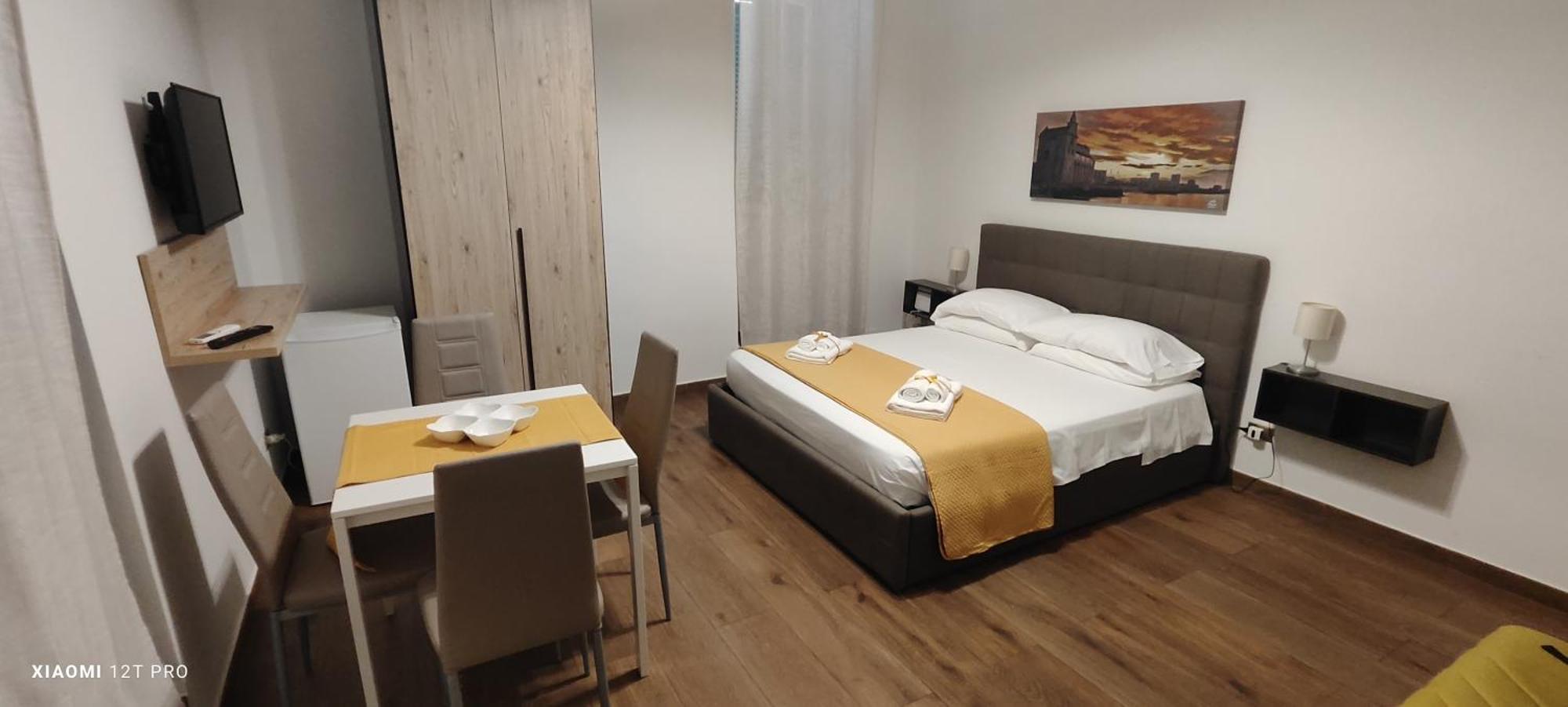B&B Montebello Trani Bagian luar foto