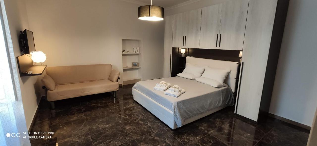 B&B Montebello Trani Bagian luar foto
