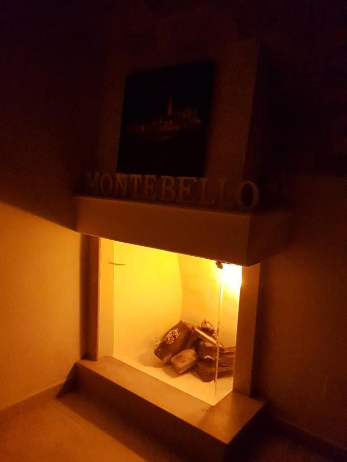 B&B Montebello Trani Bagian luar foto